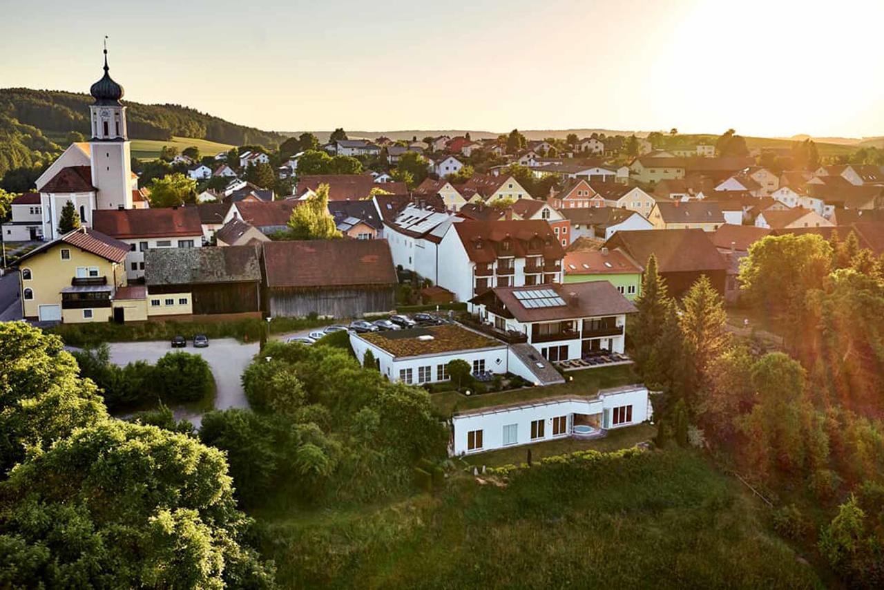 Zedernhof Gesundheits-&Wellnesshotel Stamsried Exterior foto