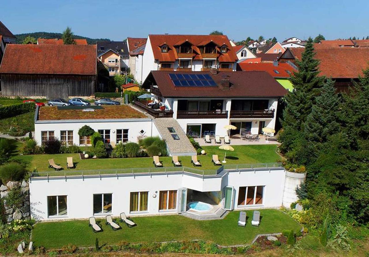 Zedernhof Gesundheits-&Wellnesshotel Stamsried Exterior foto